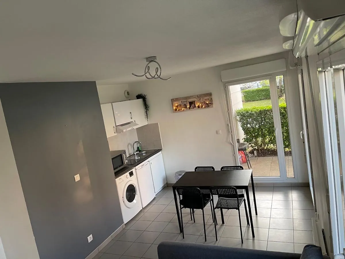 Apartment Appartement Cosy Villeneuve-Saint-Georges